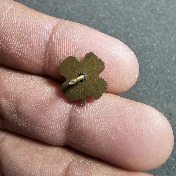 Vintage 4H Pin Bronze Metal Illinois State Four Leaf Clover see pictures for ref - Picture 3 of 7
